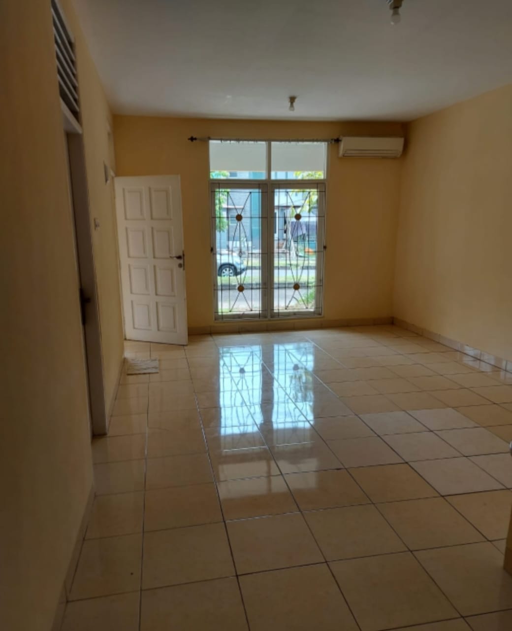 Rumah Disewakan di Cluster Meadow Green